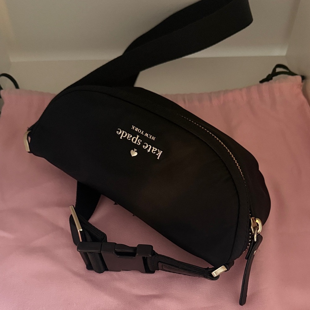 Kate Spade Elegant Black Belt Bag - Picture 2 of 4